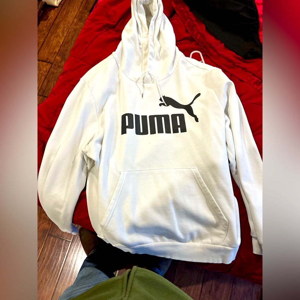 MENS XXL PUMA HOODIE